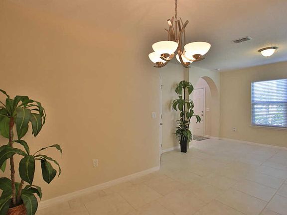 4th image of 217 Tarracina Way