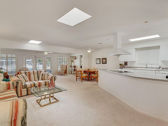 2nd image of 14405 N Sarabande Way
