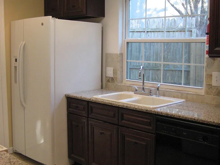 8006 Burley Bnd — Photo 6