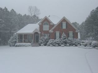 374 Bluff Ridge Ln, Angier, NC 27501