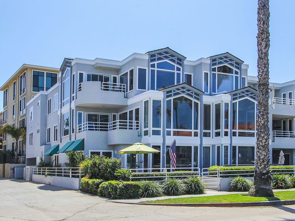1st image of 2120 Vallecitos Unit 204