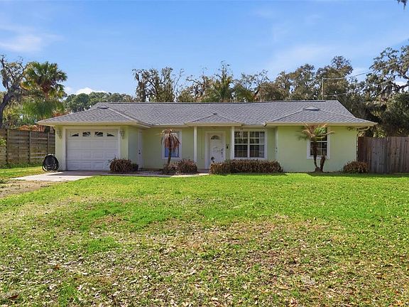 3rd image of 102 Lake Charles Rd