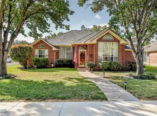 320 Willow Stone St, Denton, TX 76207