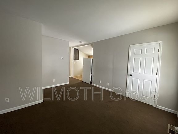 2nd image of 608 E Jefferson St #3