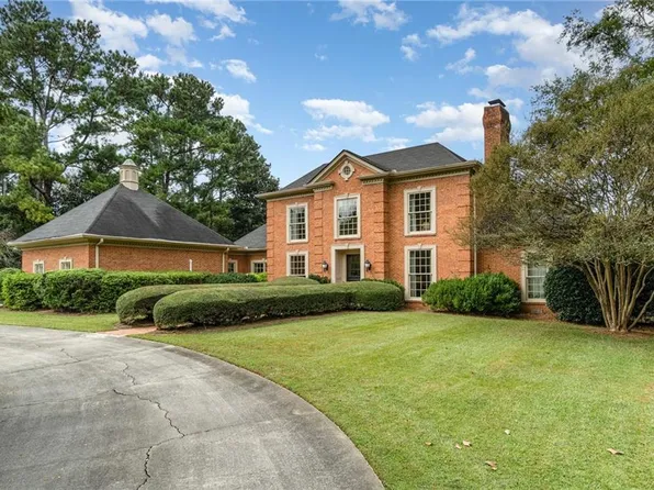 2916 Rivermeade Dr NW, Atlanta, GA 30327