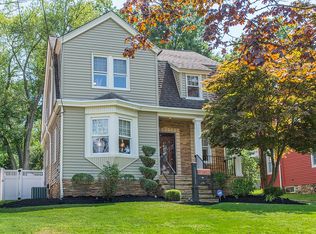 29 Eastwood Pl, Cedar Grove, NJ 07009