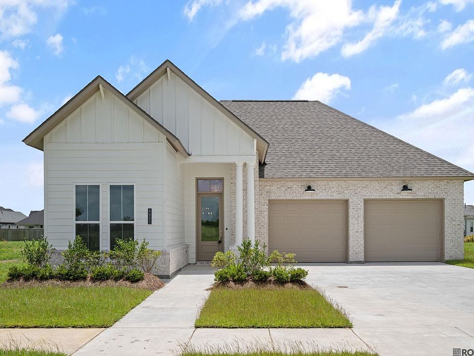 1st image of 4451 Camargue Ave