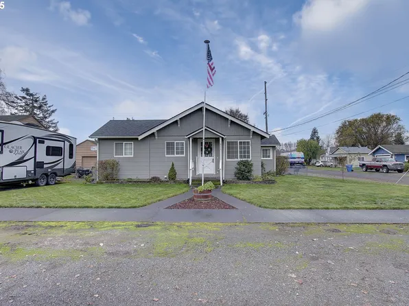 511 4th Ave SW, Castle Rock, WA 98611