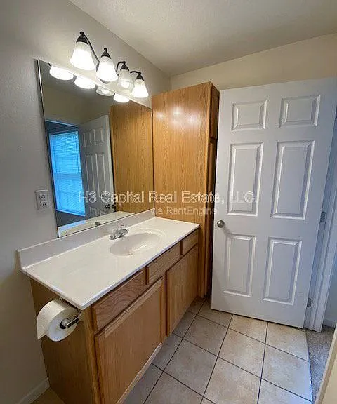55 Crimson Ct #B — Photo 15