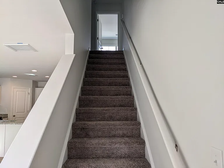 531 Moresby Way — Photo 13
