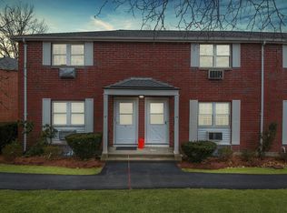 14 Village Green Dr, North Andover, MA 01845