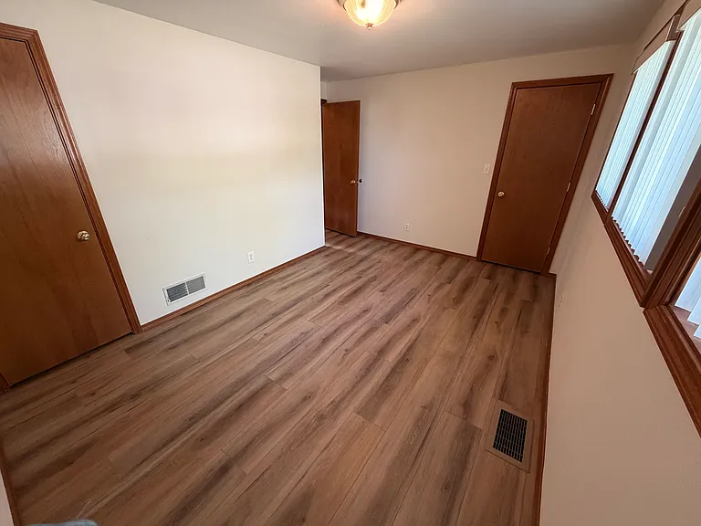 809 Birch Ave #B — Photo 7