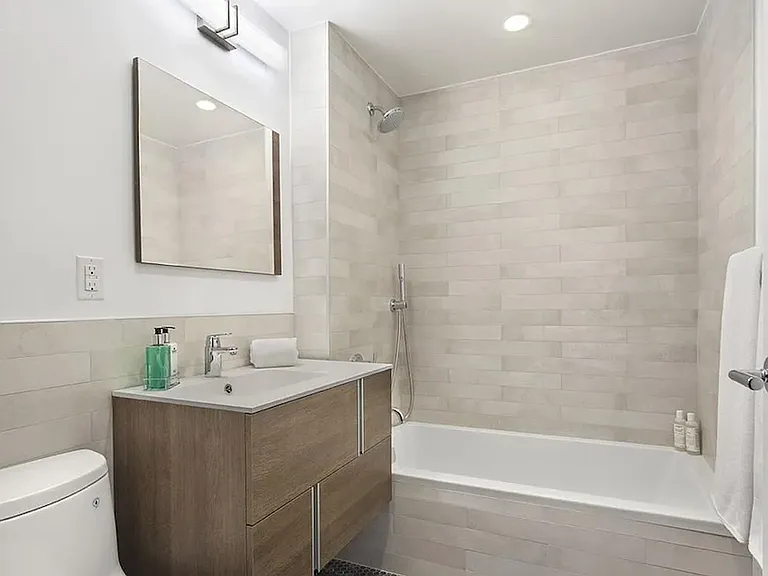 873 Pacific St #2B — Photo 7