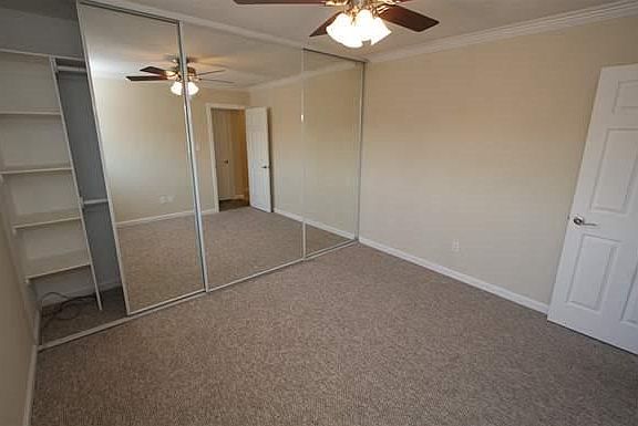 4th image of 2801 Montrose Ave