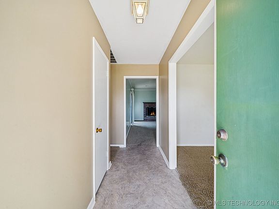 4th image of 3216 S 82nd East Ave