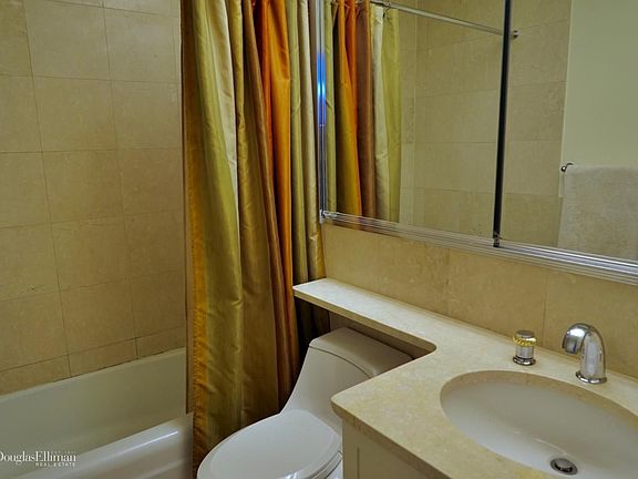 5th image of 300 E 56th St APT 6L