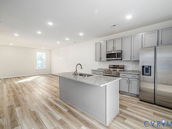 5th image of 4164 Park Trail Dr #T-3