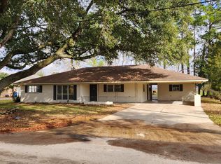 2964 Main St, Port Allen, LA 70767