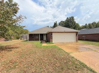 106 Palm Tree Ln, Saltillo, MS 38866