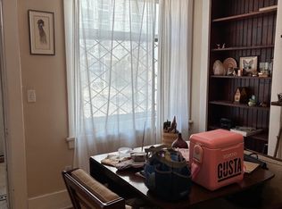 318 Cooper St #11, Ottawa, ON K2P 0G7