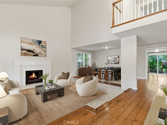 5th image of 585 Spring Hill Dr