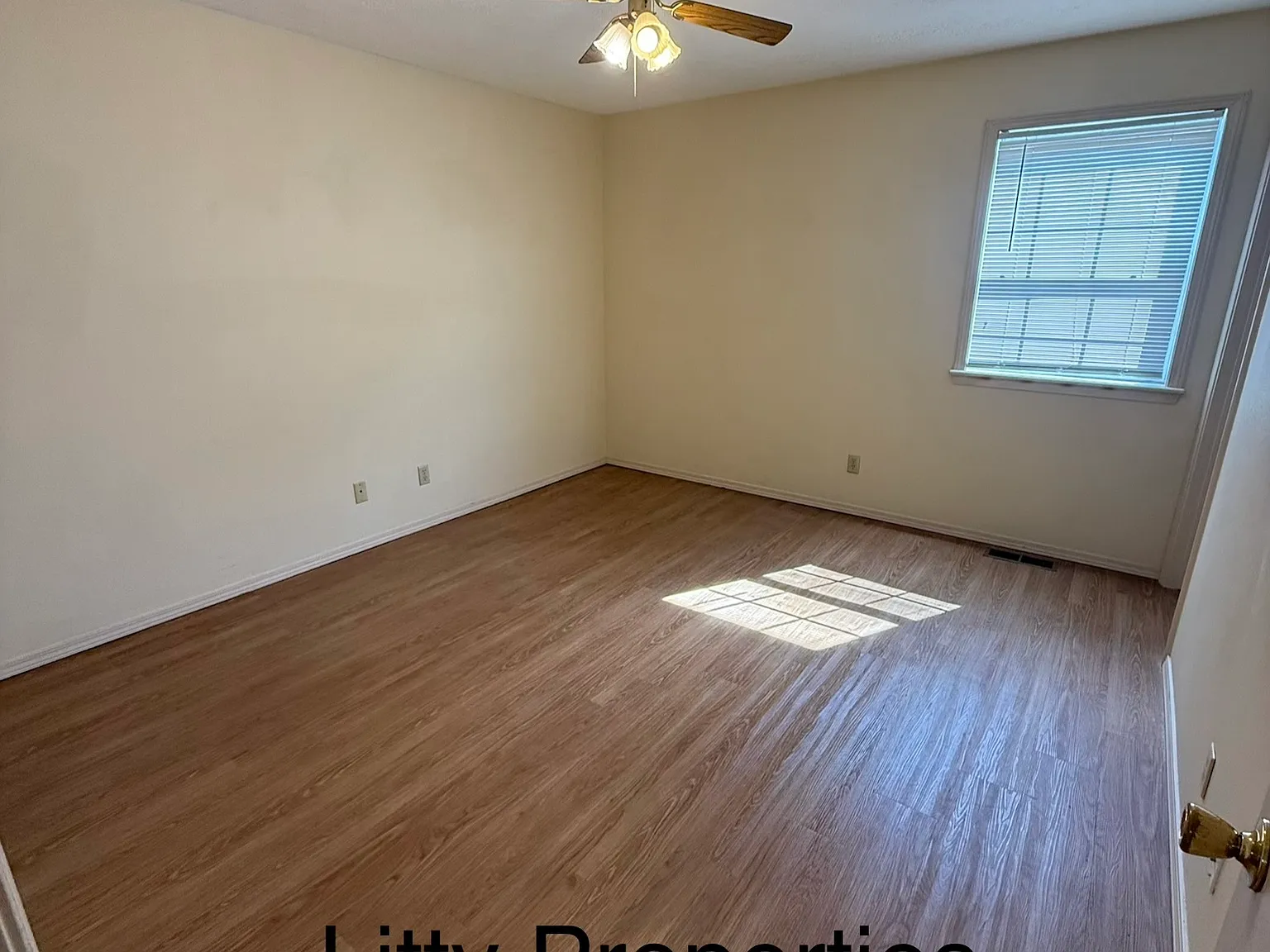 1507 Arena Drive - 1 — Photo 3