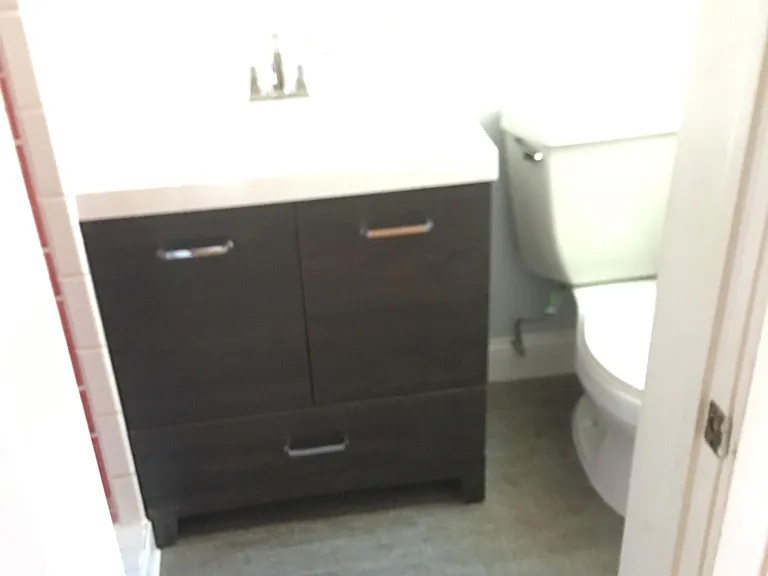 2516 Dupont Ave S #4 — Photo 8
