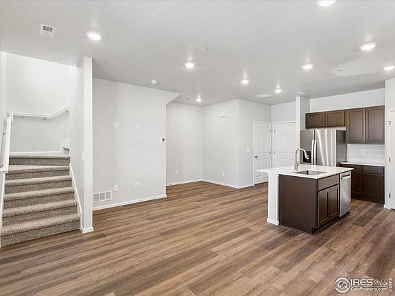 5th image of 1618 Riverplace Dr #3