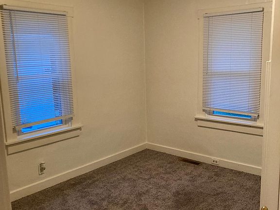 4th image of 2836 Lansing Dr