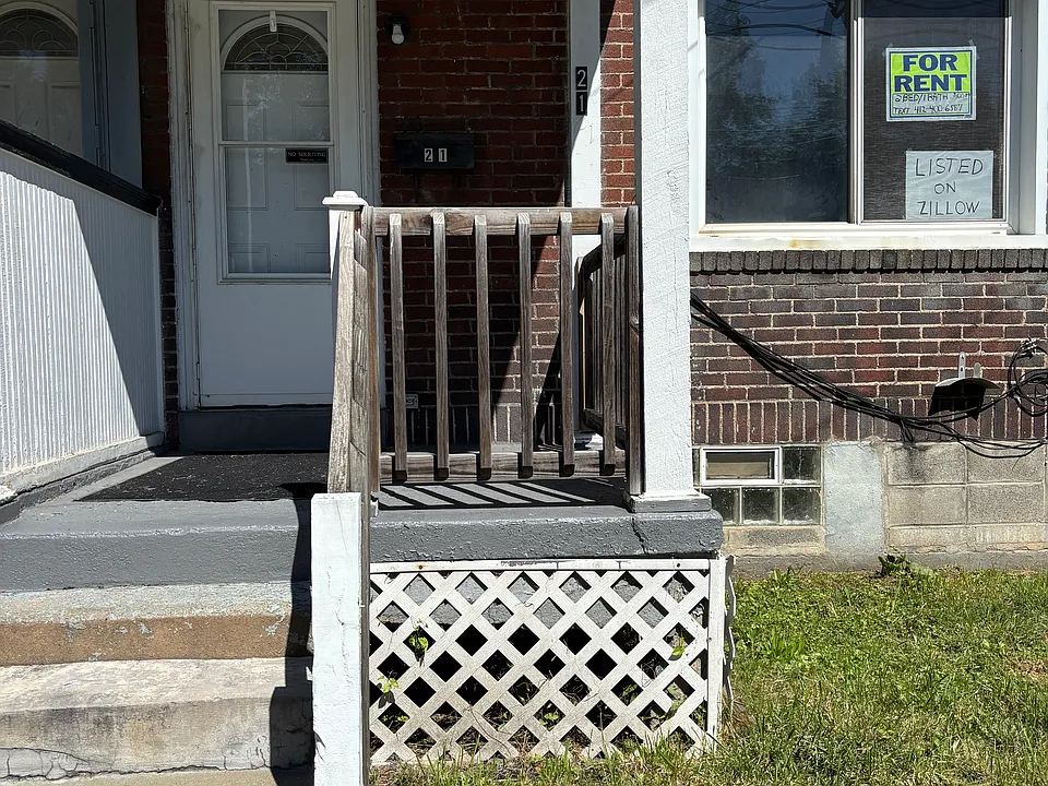 21 Duquesne Ct