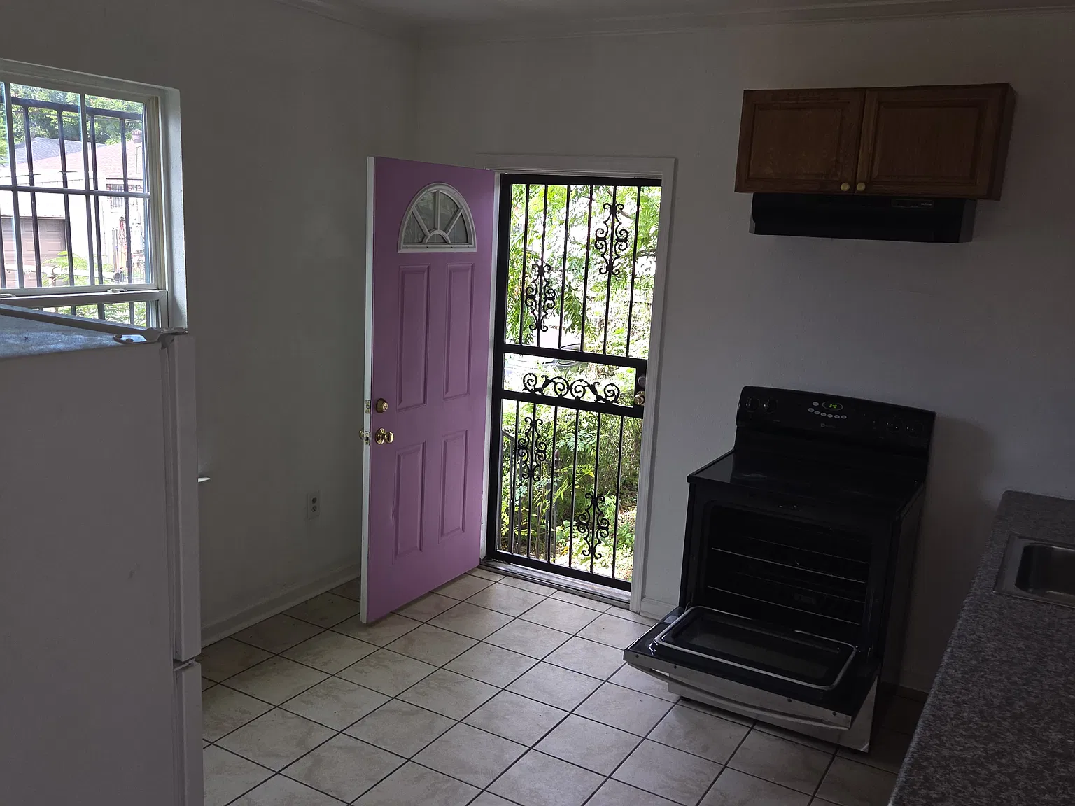 2 bed, 800 sqft, $1,000 — Photo 1