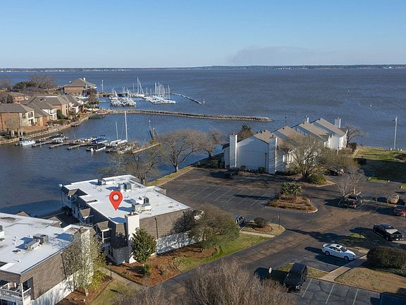 5th image of 550 Post Rd #1002