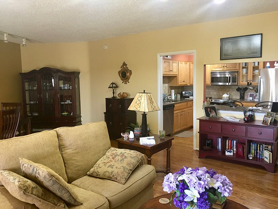 1st image of 6666 Brookmont Ter APT 910
