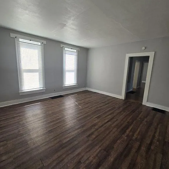 310 W Main St — Photo 3