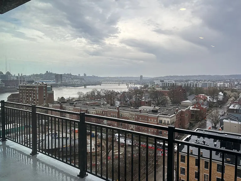 103 E 3rd St. - The Hayden — Photo 31