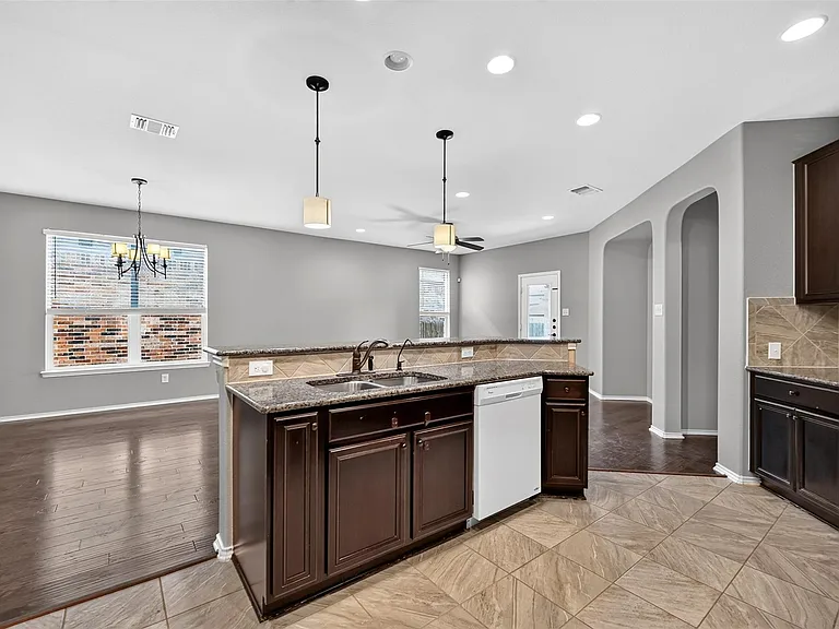1049 Clove Hitch Rd — Photo 12