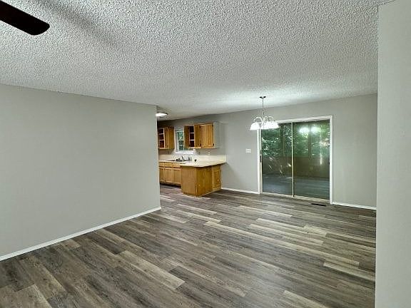 5th image of 7 Weston Ln