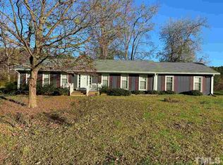 526 Old Warrenton Rd, Henderson, NC 27537