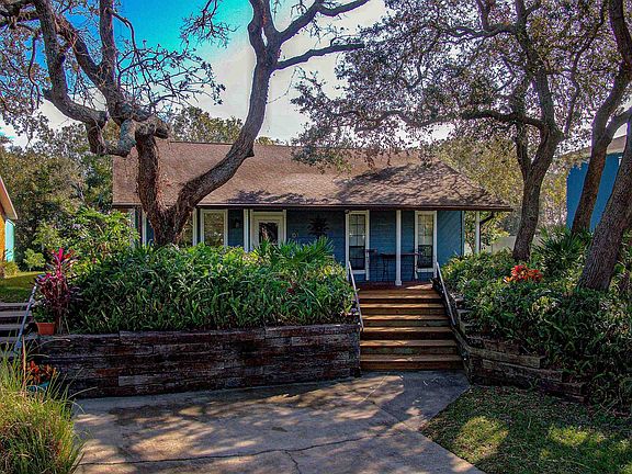 2nd image of 103 Sea Oats Pl