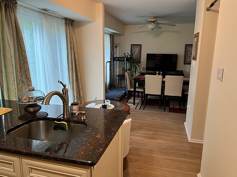 248 Tintern Ct — Photo 4