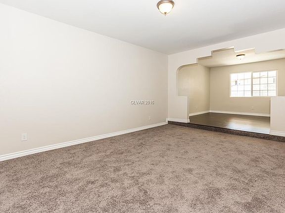 2nd image of 5429 Sandpiper Ln