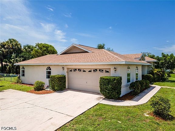 2nd image of 3606 Country Club Blvd