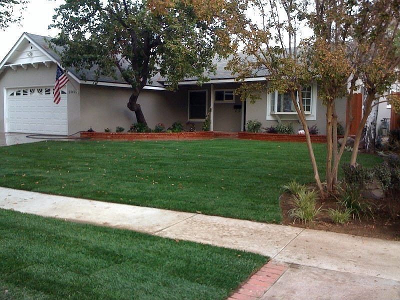 1st image of 23414 Schoolcraft St
