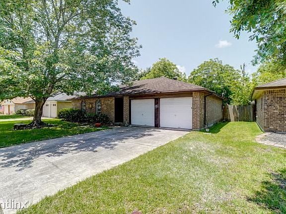 4th image of 123R Wood Hollow Dr
