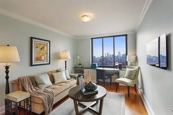 Sold by Corcoran | media 29
