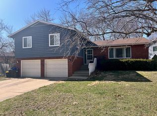 923 Talwrn Ct, Iowa City, IA 52246