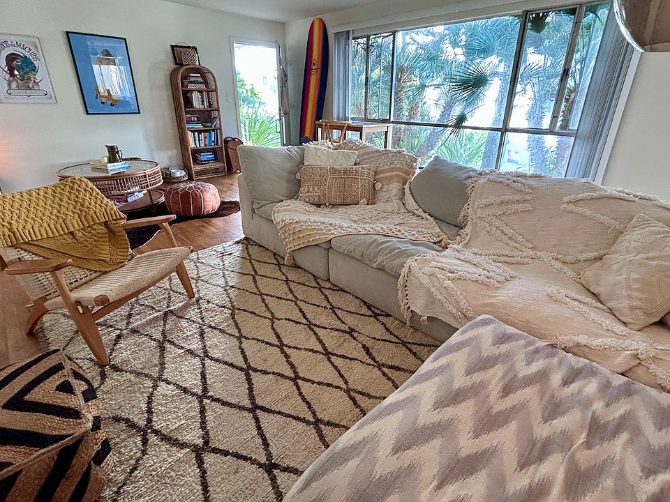 1st image of 326 San Vicente Blvd APT J