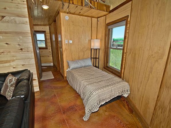 426 Shakedown St #3