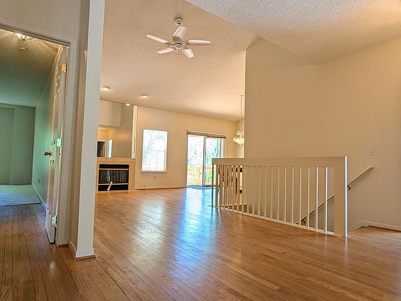 5th image of 30764 Tanglewood Dr