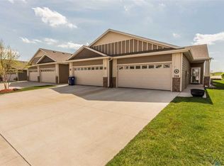 709 E El Dorado Ct, Sioux Falls, SD 57108